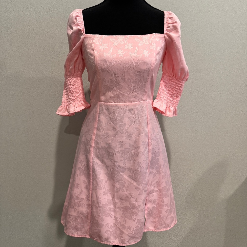 NWT Andrea Puff Shoulder Jacquard Mini Dress from Francesca's Collections